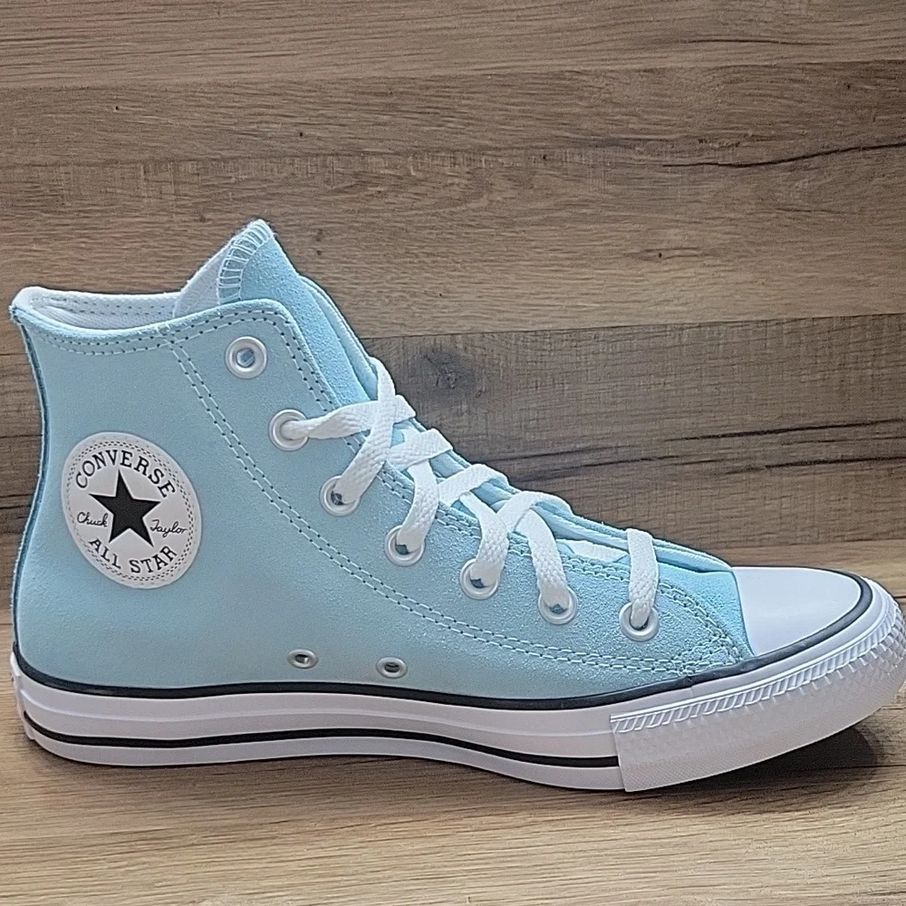 Converse Women's Sky Blue High-Top Sneakers